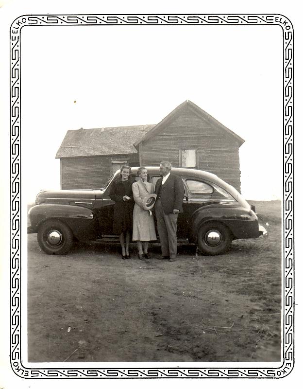 Aunt Edith, Uncle Hugh.jpg